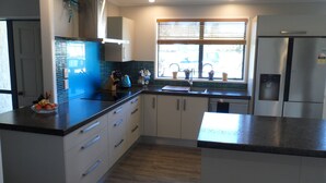 Unclassified image, 5 of 30, button - Blue Spur Bed and Breakfast (Hokitika)