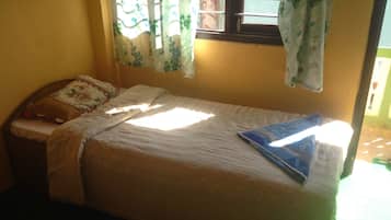 Economy Single Room, 1 Bedroom | Soundproofing, free WiFi, bed sheets
