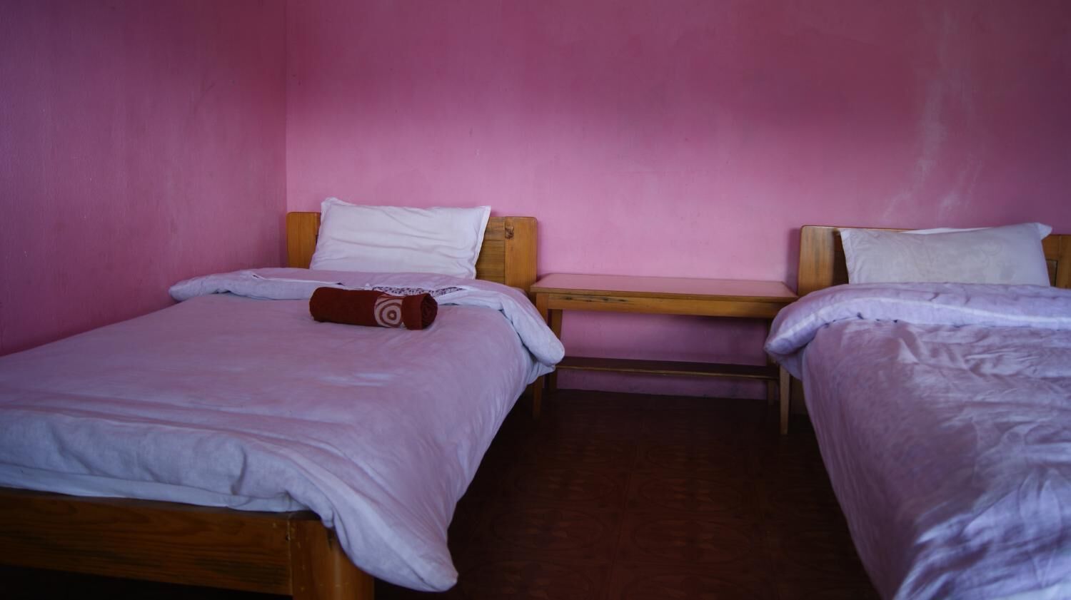Soundproofing, free WiFi, bed sheets