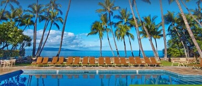 PICTURESQUE OCEAN VIEW CONDO - LAST MINUTE DEAL!  BEAUTIFUL WAILEA AT ELUA 2002