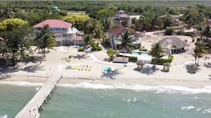 Beach nearby, sun-loungers, beach towels