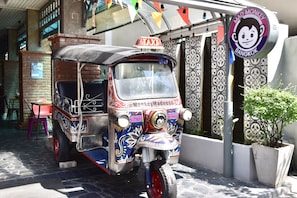 Property amenity - Mad Monkey Bangkok Hostel - Adults Only (Bangkok)