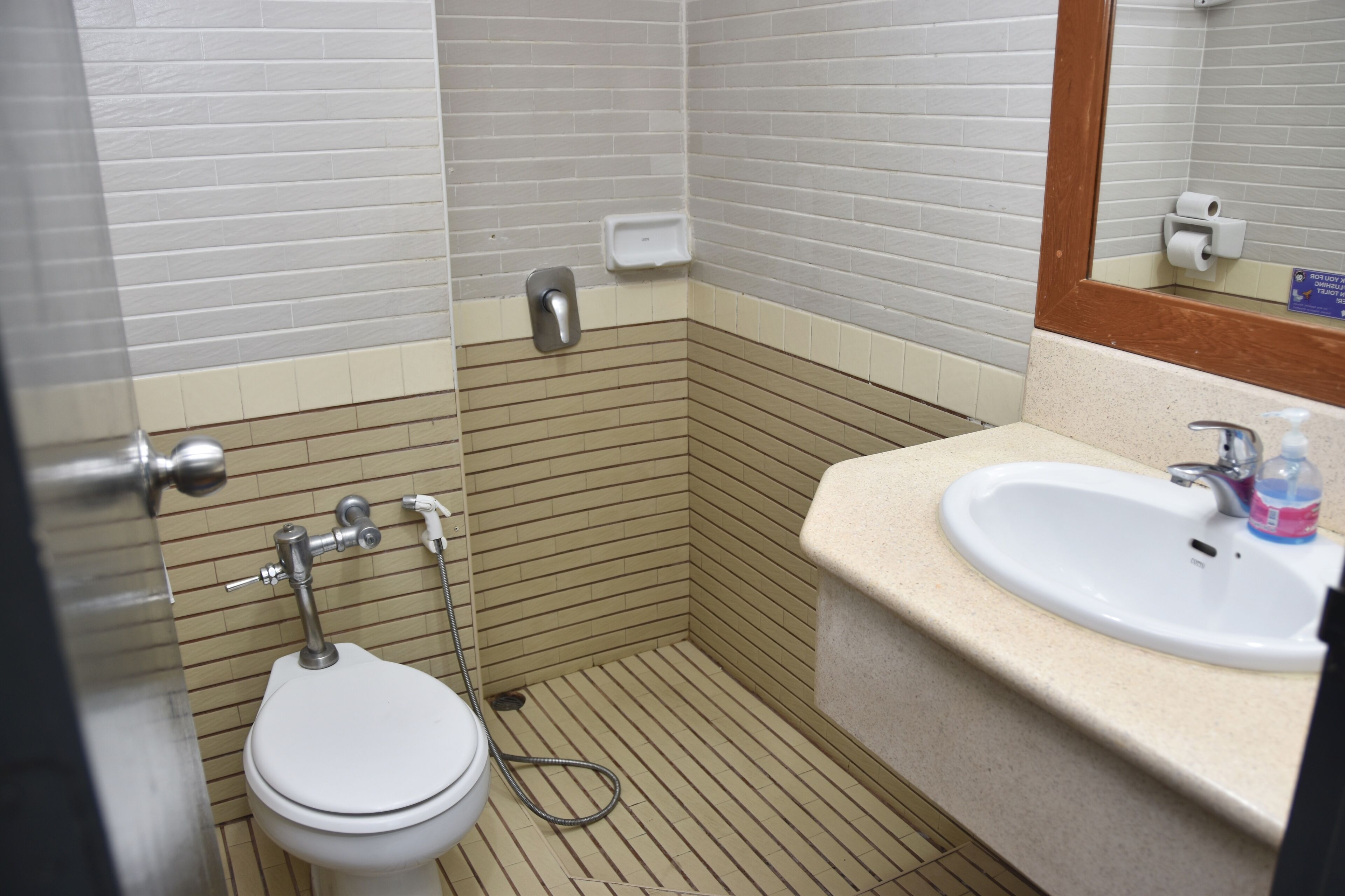 Photo - Mad Monkey Bangkok