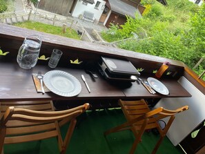 Outdoor dining
