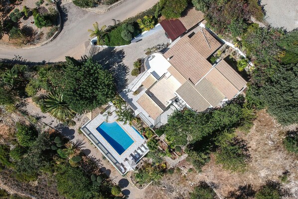 Exterior - Villa Caribe | 5 Bedrooms | Panoramic Views | São Brás (Faro)