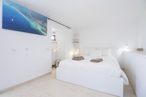 4 bedrooms, iron/ironing board, free WiFi, bed sheets - Villa Caribe | 5 Bedrooms | Panoramic Views | São Brás (Faro)