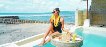 Absolute Oceanfront Villa met 2 slaapkamers