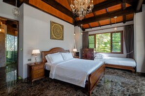 Luxury Villa - Classy 4-BR Seaview Villa at Surin Beach (Choeng Thale)