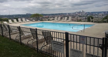 Condo on a Hill with an Outdoor Pool