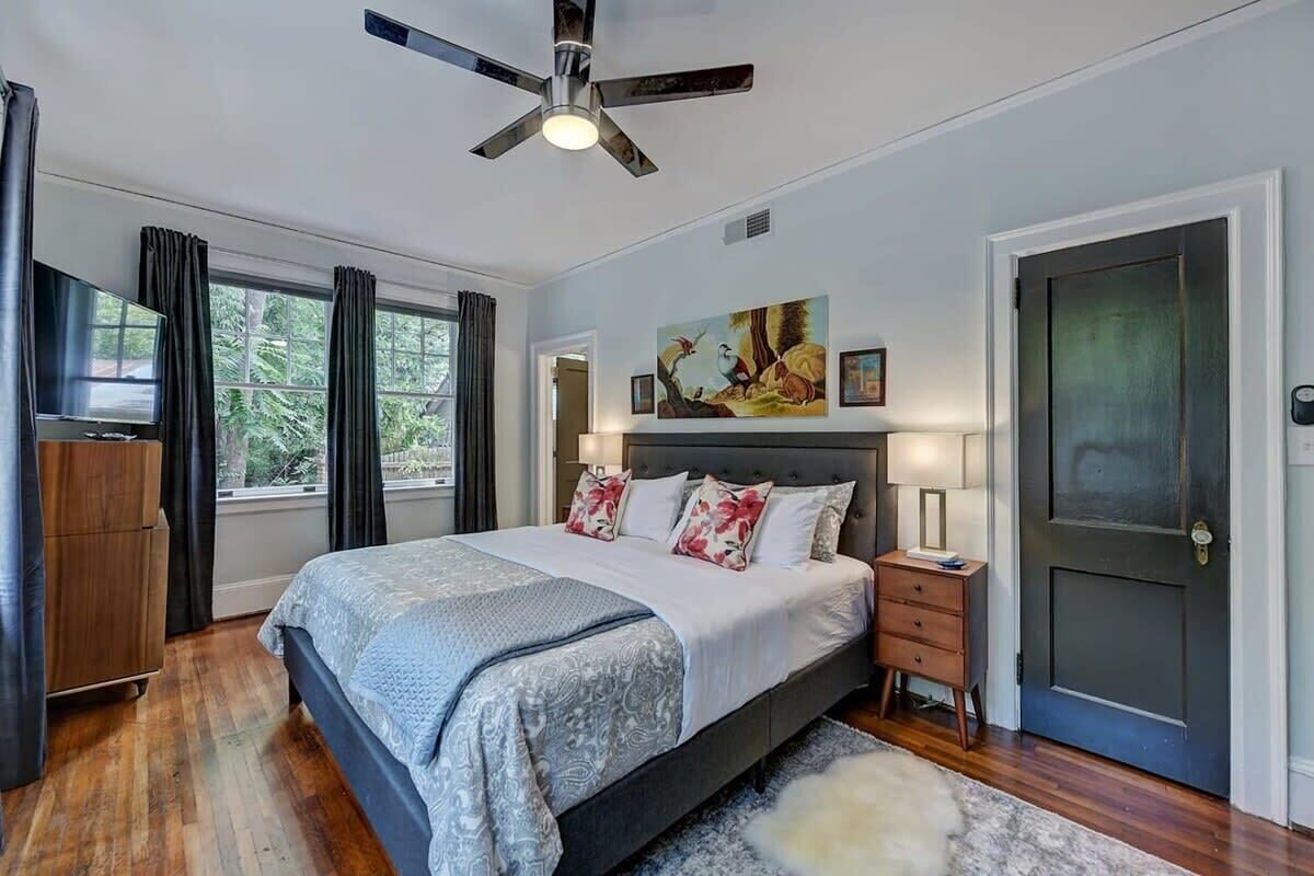 Comfortable, Bright 1BR in Elizabeth, near Uptown