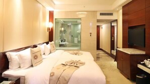 Desk, WiFi (free) - International Conference Center Hotel (Jinhua)