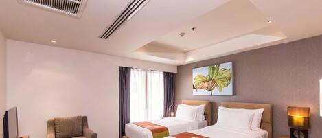 2 chambres, fer et planche à repasser, Wi-Fi gratuit, réveils