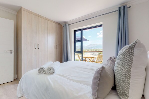 Comfort appartement | 2 slaapkamers, individueel gedecoreerd, individueel gemeubileerd