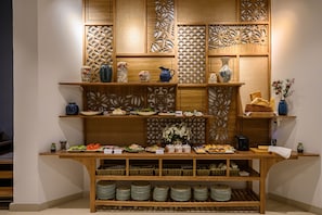Daily buffet breakfast for a fee - Daisy Boutique Hotel & Apartment (Da Nang)