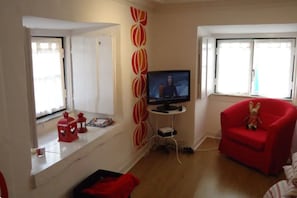 TV