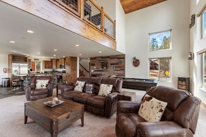 Flat-screen TV, fireplace - Goldmine Lakeview by Destination Big Bear : Luxury Lake & Mountain Views with Pool Table & Hot Tub! Walk to Village! (Big Bear Lake)