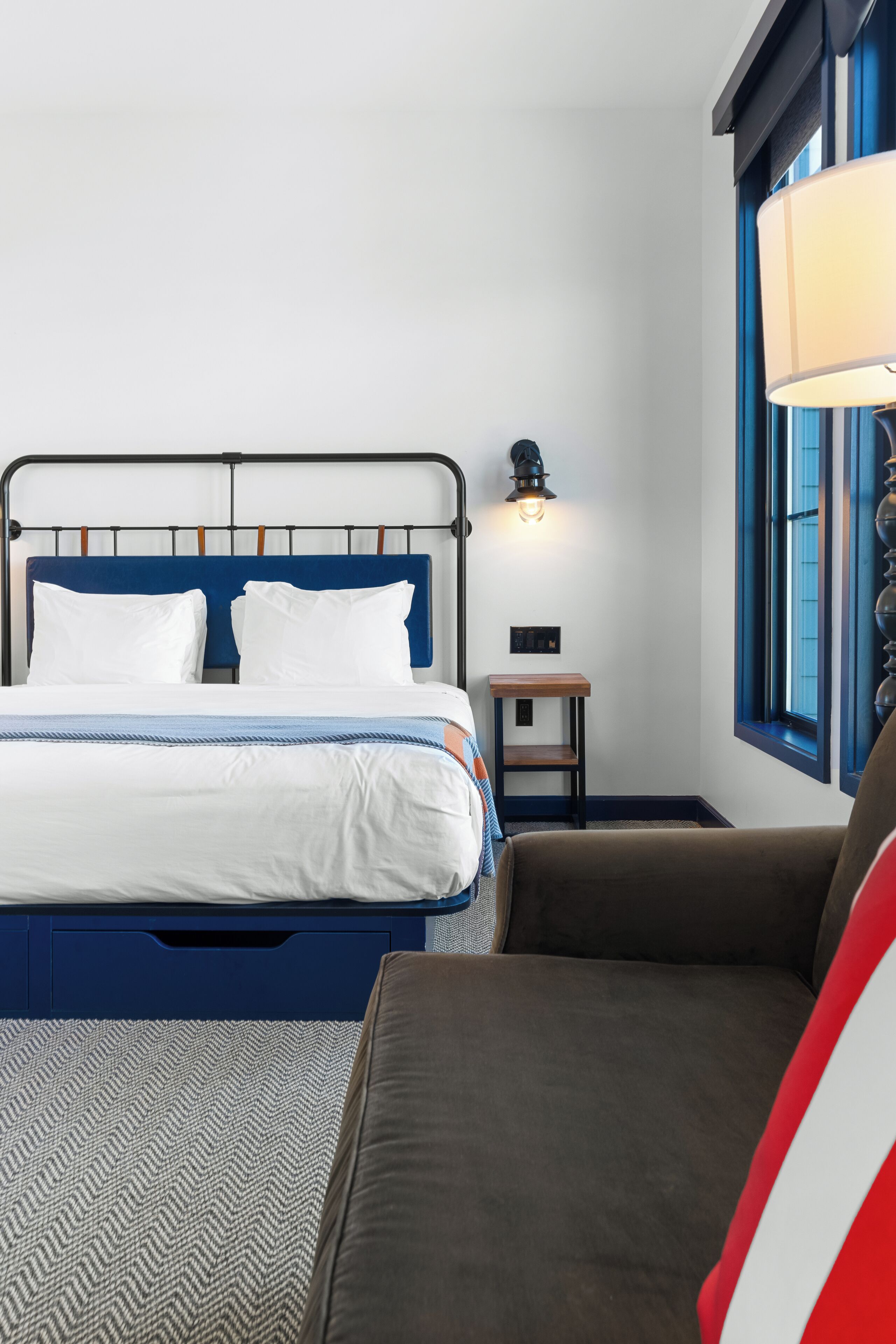 Room, 1 King Bed, Mobility Accessible | Frette Italian sheets, premium bedding, in-room safe, blackout drapes