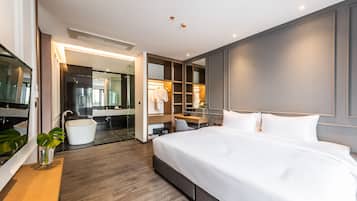 Premium-sengetøj, gratis produkter i minibaren, pengeskab på værelset