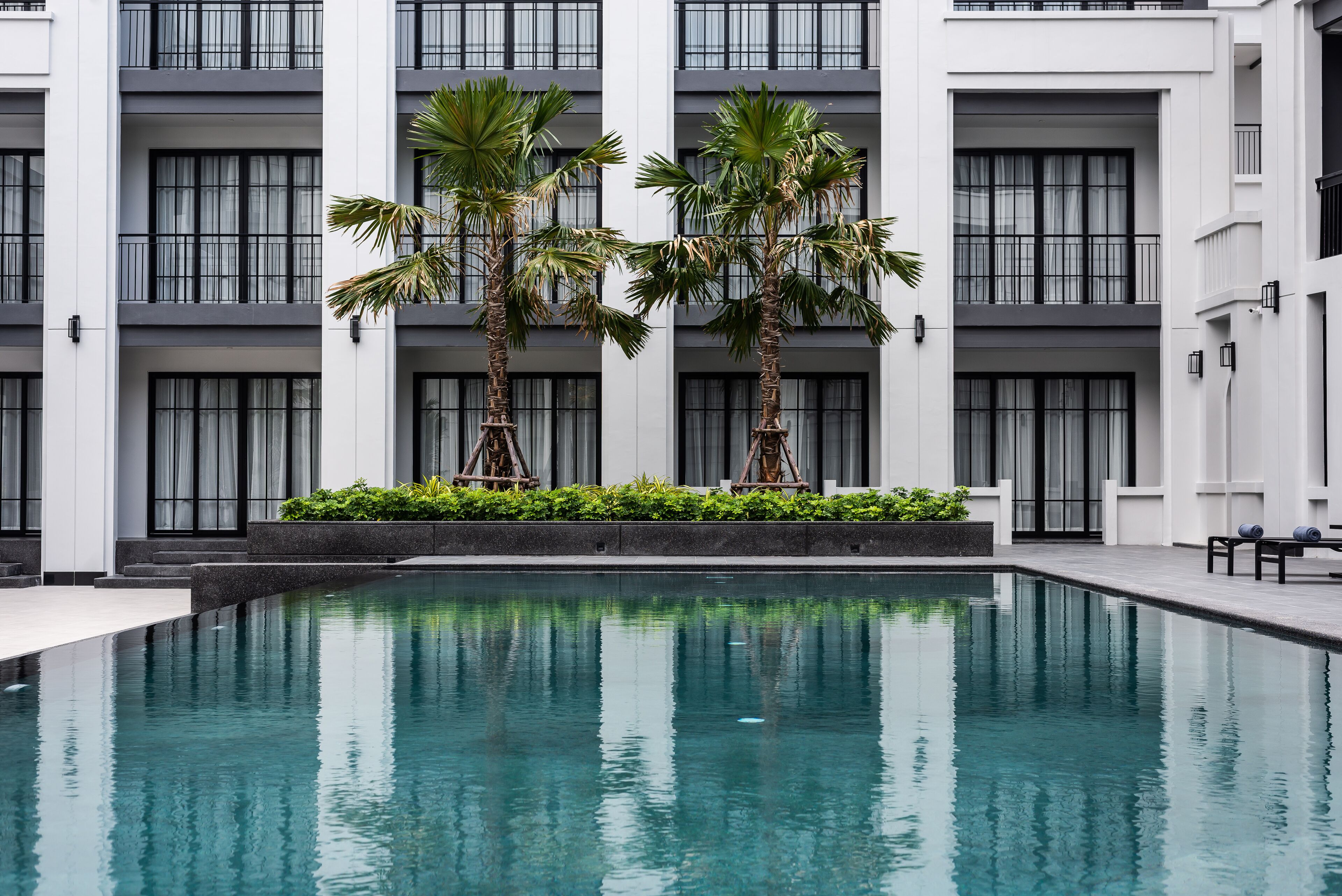 outdoor pool, pool loungers