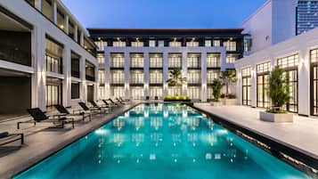 Outdoor pool, pool loungers
