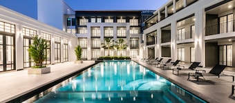 One Patio Hotel Pattaya