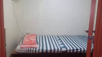 5 間睡房
