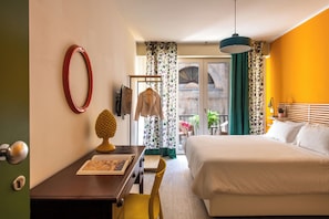 Economy Double Room, Private Bathroom | Down comforters, minibar, individually decorated, individually furnished - Cassaro 261 (Palermo)