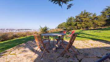 UtendĂžrsservering