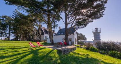 Lighthouse cottage 3* – exceptional seaview