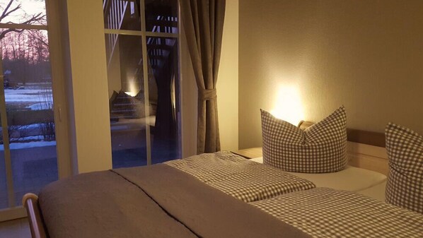 Apartment (1) | Hypo-allergenic bedding, individually decorated, individually furnished - Spreewald Apartments Grüner Wald (Burg (Spreewald))