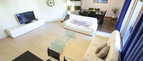 Luxury Apartment | Living area