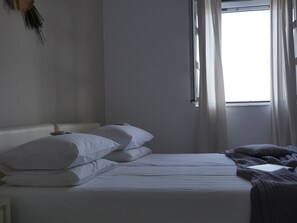 Appartement, 1 chambre, vue sur la mer | Accès au Wi-Fi (inclus), literie fournie