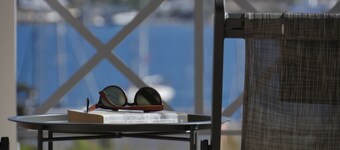 Galini Rooms & Apartments Syros