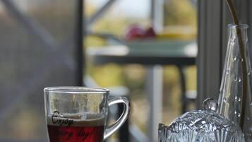 Apartment, 1 Bedroom, Sea View | Coffee and/or coffee maker