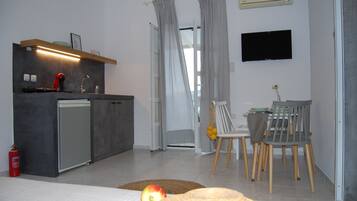 Studio | Free WiFi, bed sheets