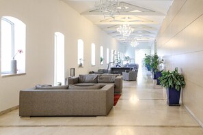 Lobby sitting area - 203 - King David Residence - Jerusalem-Rent (Jerusalem)
