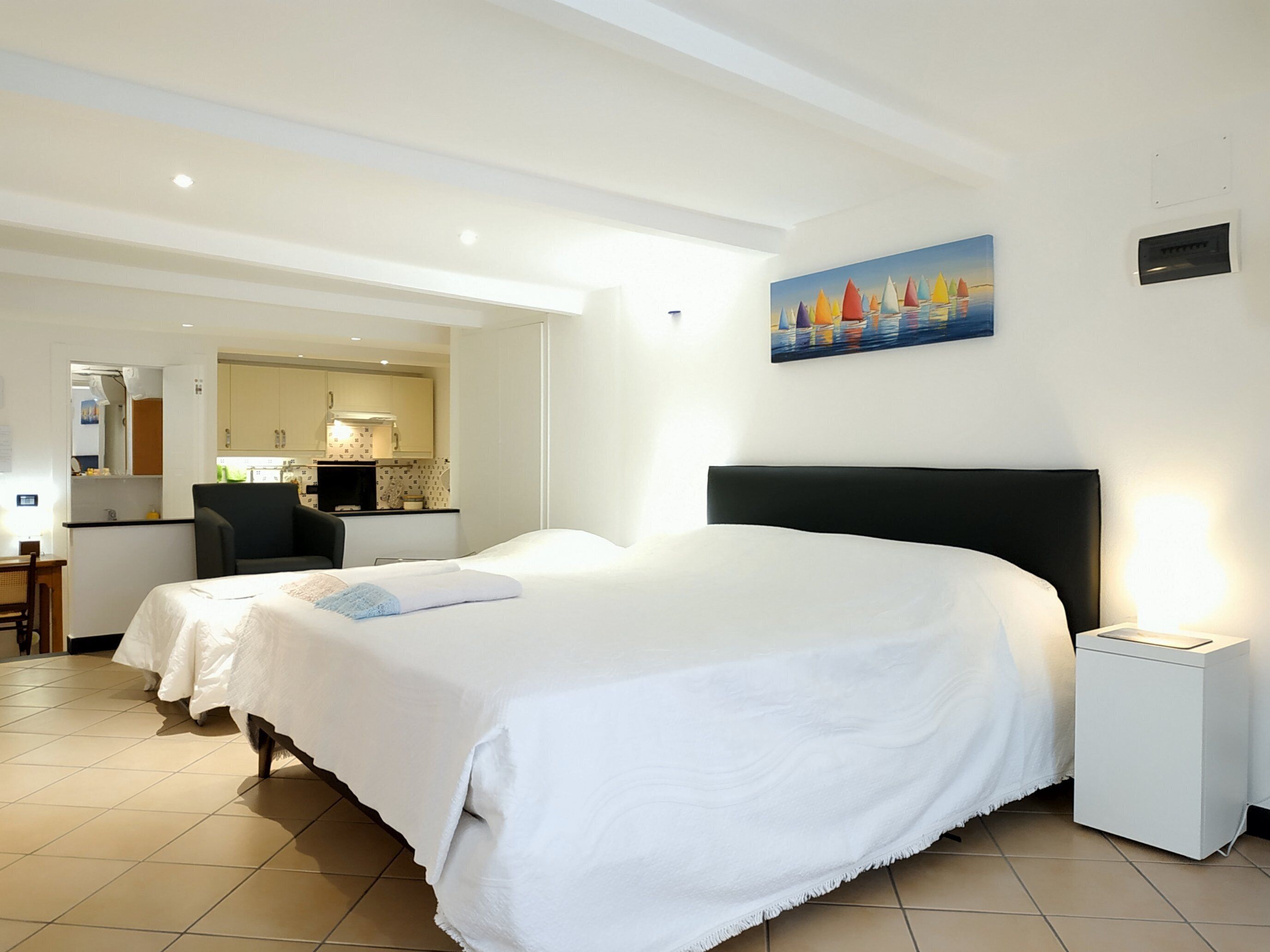 Apartment, 1 Bedroom (Holiday Apartment in Sori) | 1 bedroom, individually decorated, individually furnished, desk