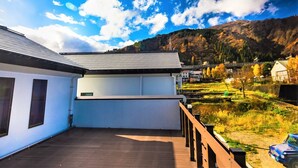 Ferienhaus (Building H) | Balkon