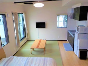 Nhà (Building H) | Khu phòng khách | TV màn hình phẳng 