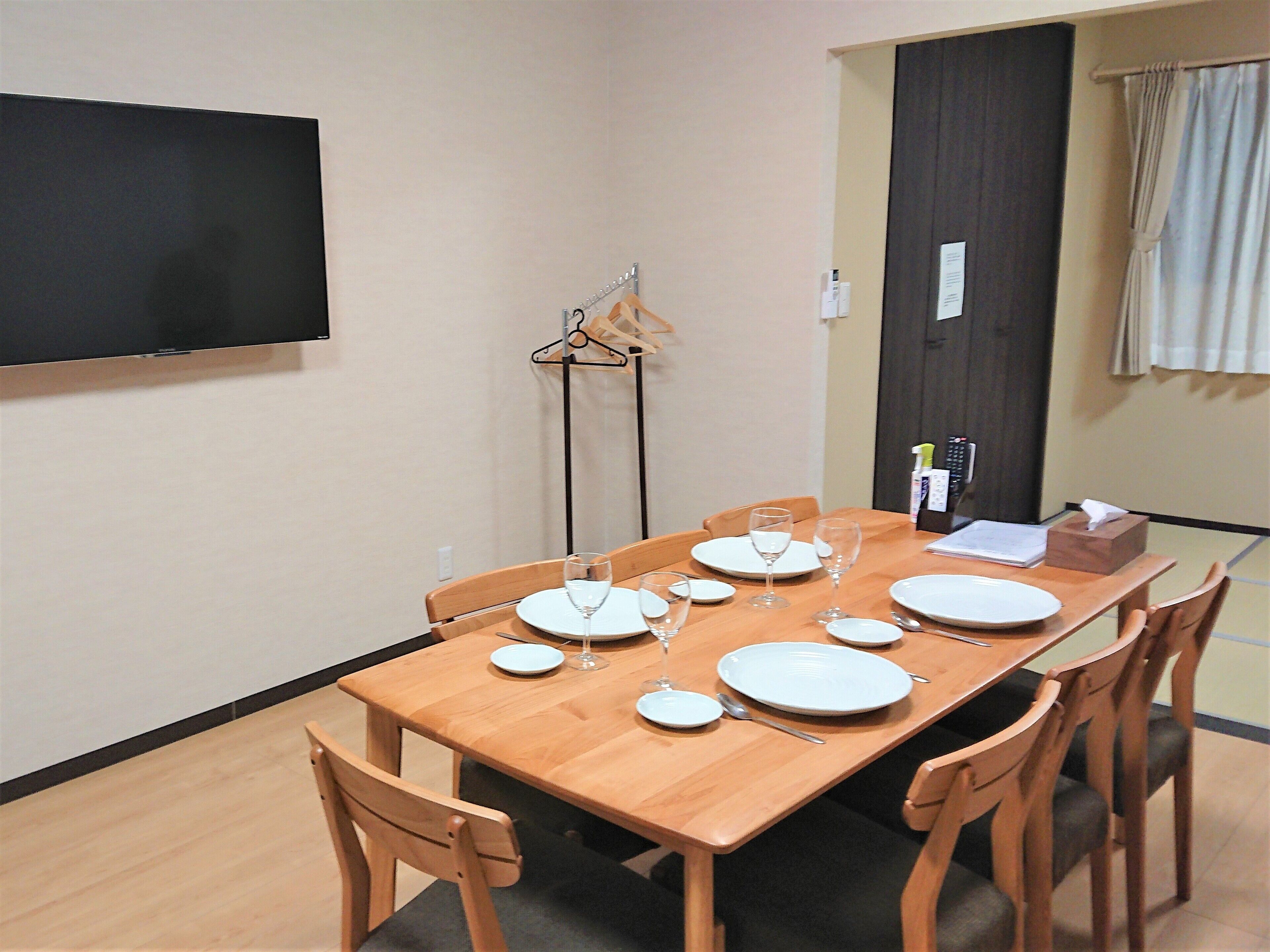 Building G | Living area | Flat-screen TV