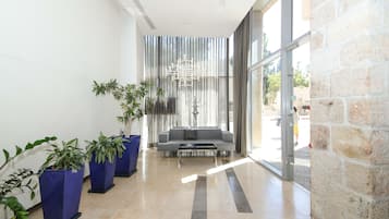 Sala de estar en el lobby
