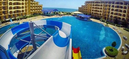 Midia Family Resort