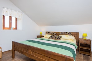 Villa, Private Pool | 4 bedrooms, hypo-allergenic bedding, individually decorated