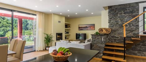 TV connectée, cheminée