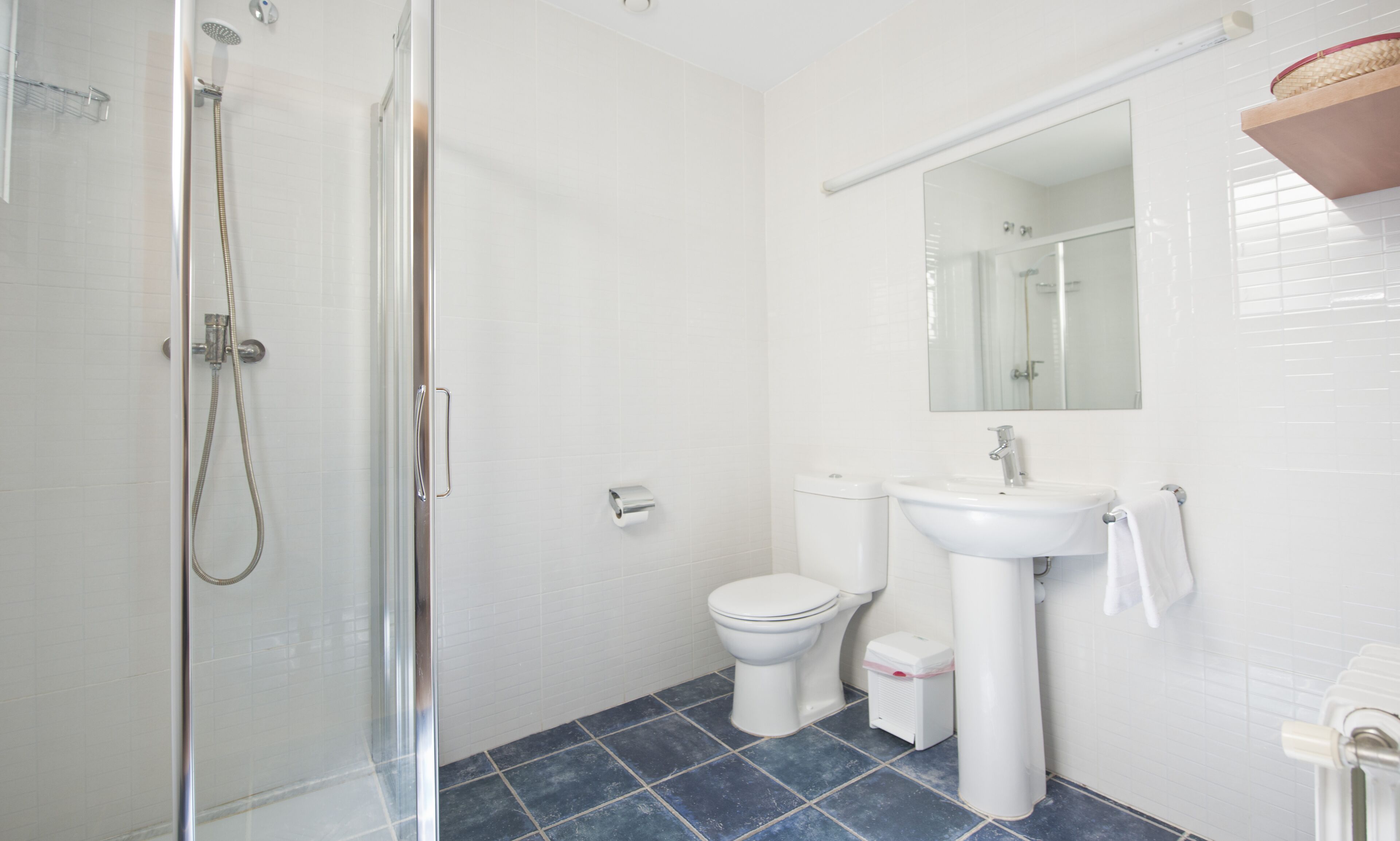 standard double or twin room | bathroom | shower, rainfall showerhead, hair dryer, towels