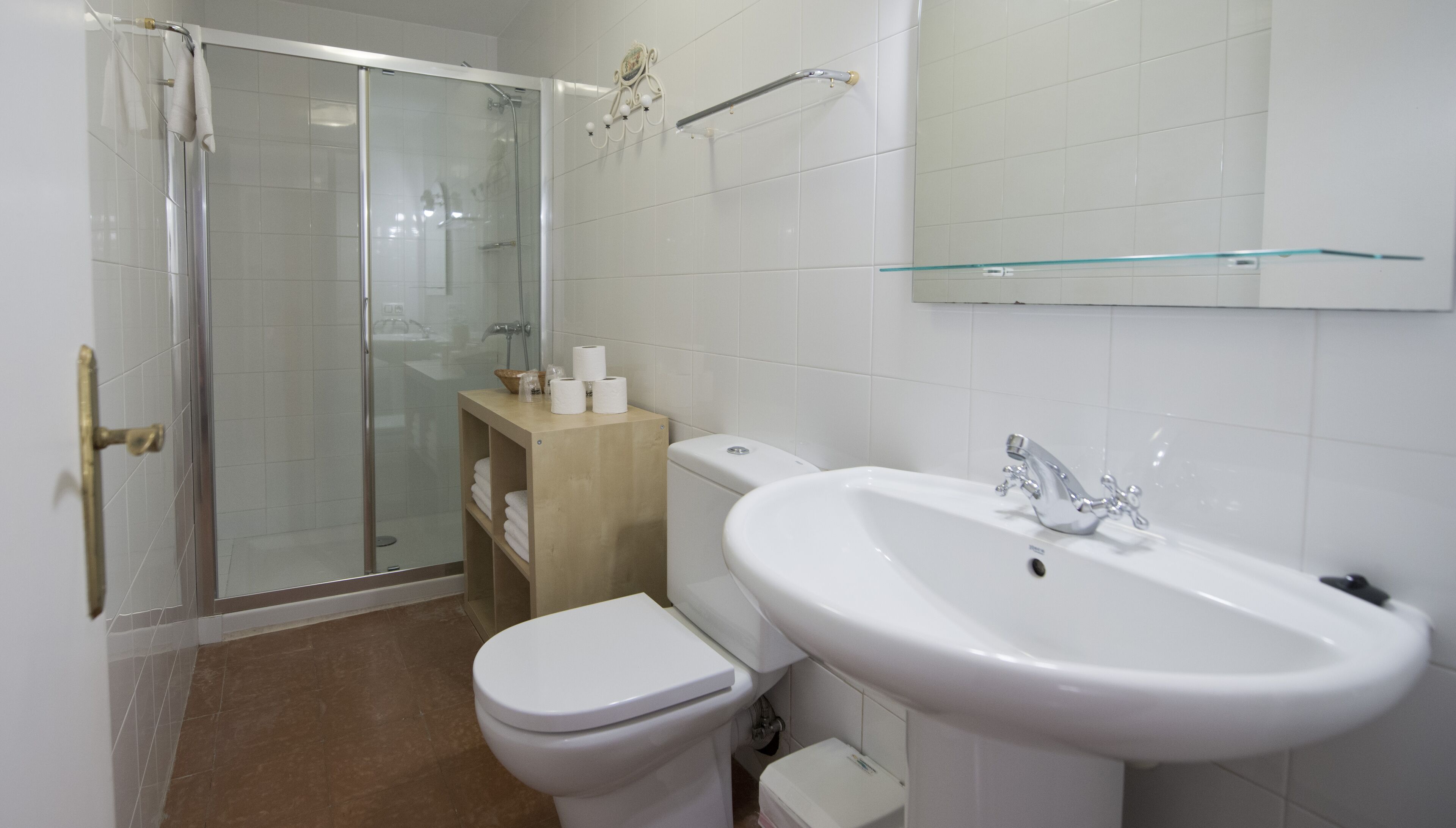 family room, 2 bedrooms, mountain view | bathroom | shower, rainfall showerhead, hair dryer, towels