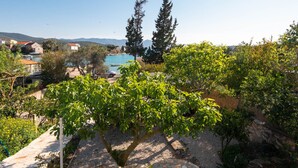 Familienhaus | Blick auf den Garten