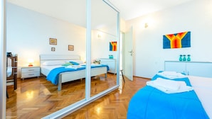Family House, 3 Bedrooms - Holiday Home Ore-Beach (Orebic)