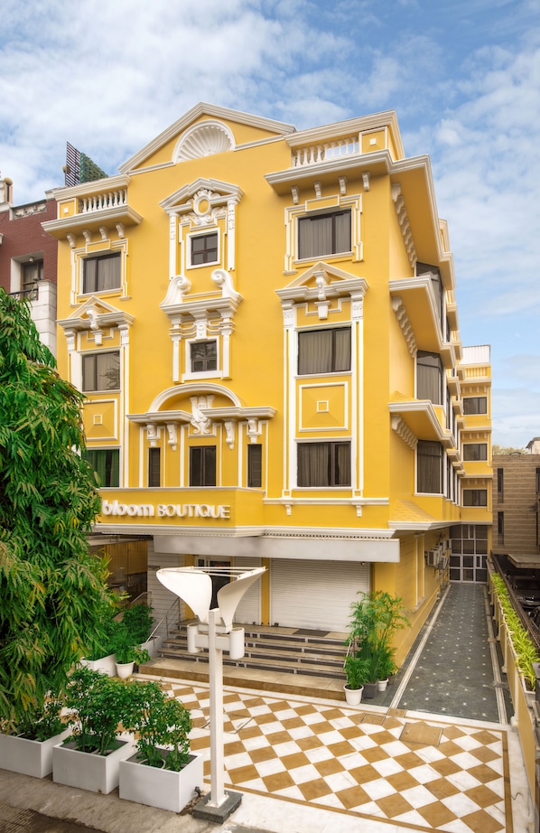 Front of property - Bloom Boutique Gk-1 (New Delhi)