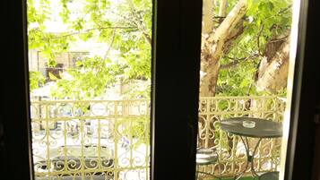 Premium bedding, minibar, in-room safe, individually decorated